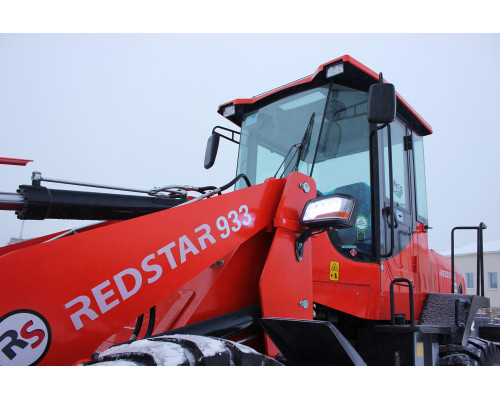 Фронтальные погрузчик Redstar 933