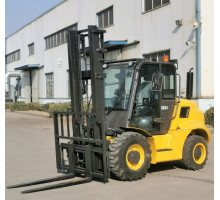 Фронтальный погрузчик Redstar DK035