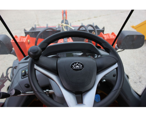 Фронтальный погрузчик Redstar 2000GT